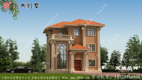 老家建栋别墅门前种花